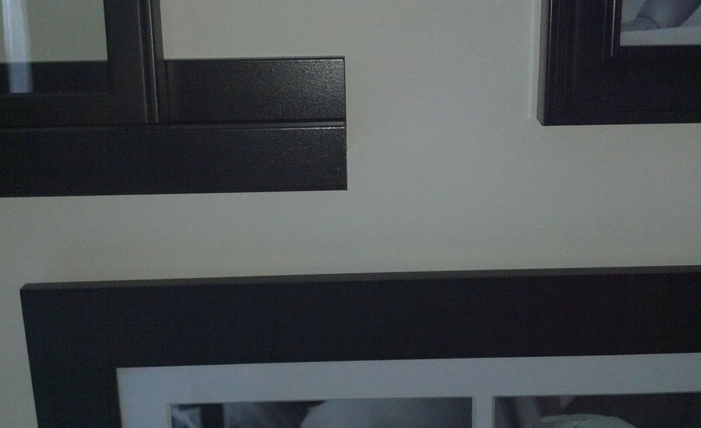 Subtle variances in frame styling, black shelf for one for added depth.